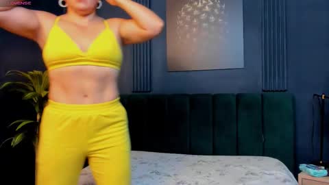 Dahiane Connor online show from 11-16-25, 11:38