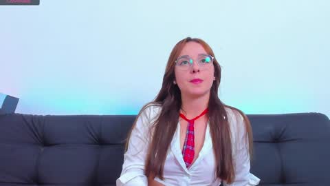 Snapshot of dahlia_rossi chatting on 12-18-24, 06:21 Dahlia online show from 12-18-24, 06:21