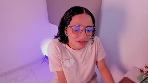 Dahli online show from 03-11-25, 10:53