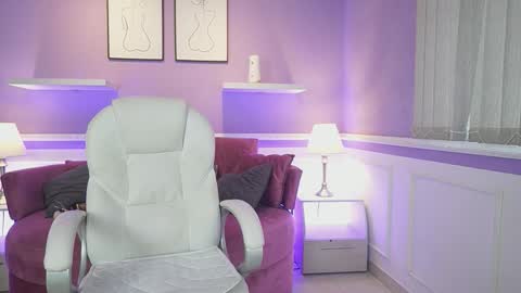 Snapshot of dahliagraey chatting on 09-13-25, 11:32 Dahlia Grey online show from 09-13-25, 11:32