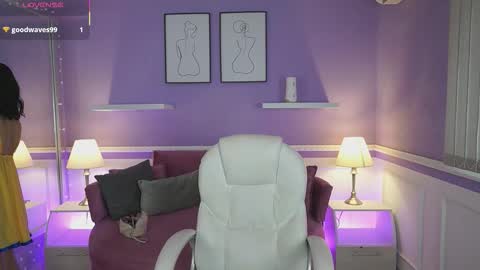 Snapshot of dahliagraey chatting on 10-06-25, 11:40 Dahlia Grey online show from 10-06-25, 11:40