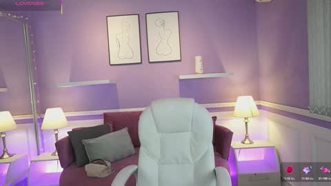 Snapshot of dahliagraey chatting on 10-07-25, 11:40 Dahlia Grey online show from 10-07-25, 11:40