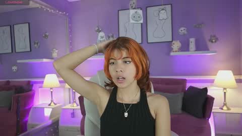 Snapshot of dahliagraey chatting on 10-29-25, 11:34 Dahlia Grey online show from 10-29-25, 11:34