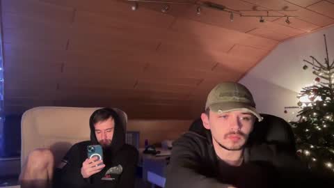 Snapshot of daimon_hall chatting on 01-14-25, 03:32 Daimon  online show from 01-14-25, 03:32