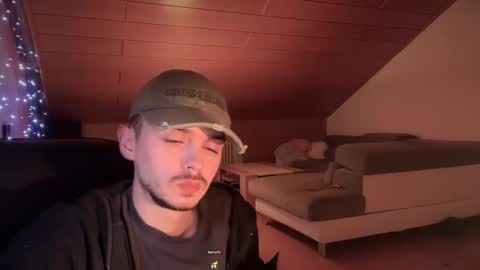 Snapshot of daimon_hall chatting on 02-16-25, 02:53 Daimon  online show from 02-16-25, 02:53