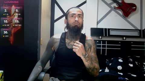 Snapshot of daimon_rock01 chatting on 03-27-26, 01:55 felipe online show from 03-27-26, 01:55