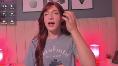 Snapshot of daimondpink chatting on 10-30-25, 03:19 daimondpink online show from 10-30-25, 03:19