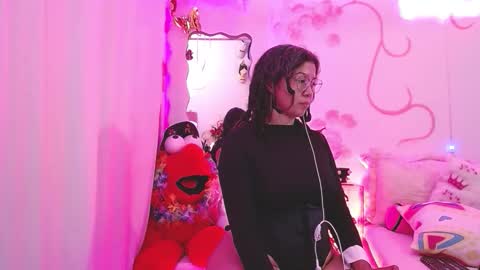 DAINA online show from 02-21-26, 04:57