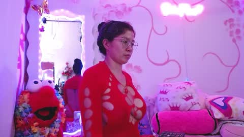 Snapshot of daina_flower chatting on 04-06-26, 03:48 DAINA online show from 04-06-26, 03:48