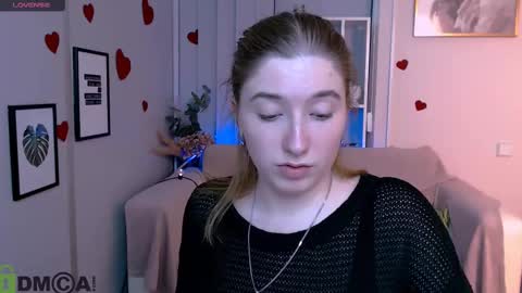 Snapshot of daisy_candy chatting on 03-02-25, 09:11 Little Di online show from 03-02-25, 09:11