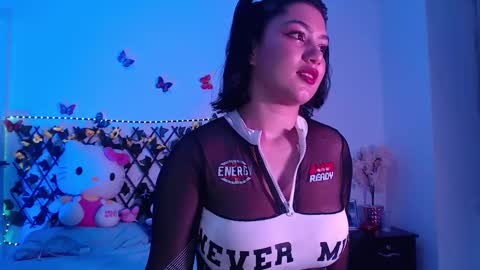 Snapshot of daisy_girll chatting on 10-08-25, 09:29 daisy_girll online show from 10-08-25, 09:29