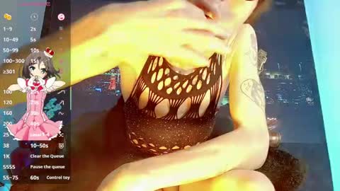 daisy_jonexxx22 online show from 05-07-26, 08:47