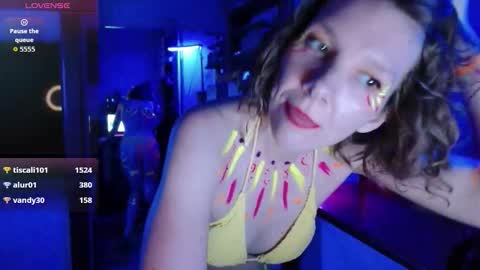 daisy_lovely online show from 10-17-25, 04:37