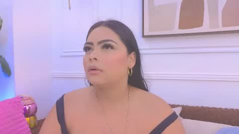 Daisy Price online show from 06-14-26, 10:50