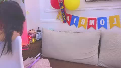Daisy Price online show from 06-26-26, 10:41
