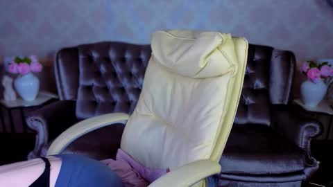 daisydelight_ online show from 11-27-25, 08:33