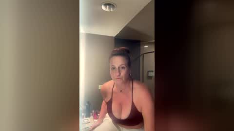 Snapshot of daisymae0017 chatting on 07-01-26, 07:13 daisymae0017 online show from 07-01-26, 07:13