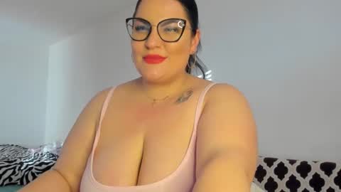 Snapshot of daisywalker chatting on 03-08-25, 02:51 Margaret online show from 03-08-25, 02:51