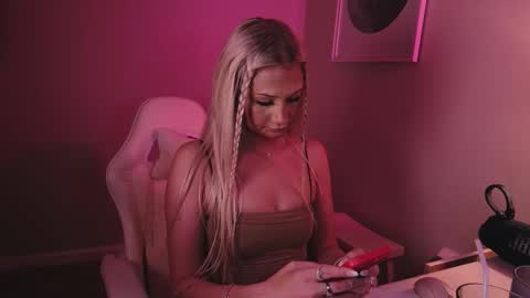 daisy online show from 12-21-25, 12:29