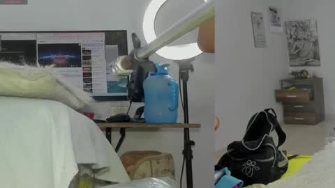 daki_ume_ online show from 06-06-26, 02:38
