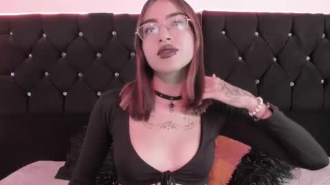 Snapshot of dakitty_moon chatting on 12-29-24, 02:31 dakitty_moon online show from 12-29-24, 02:31