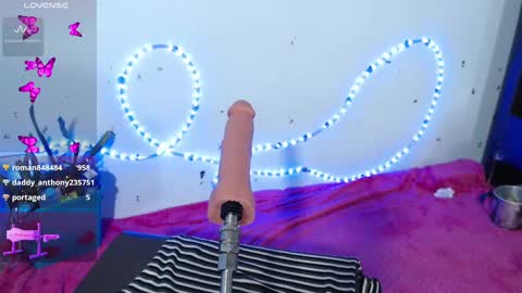 VALENTINA  online show from 02-25-25, 08:25