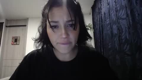 IG  dakotasofiaa online show from 01-13-25, 05:55