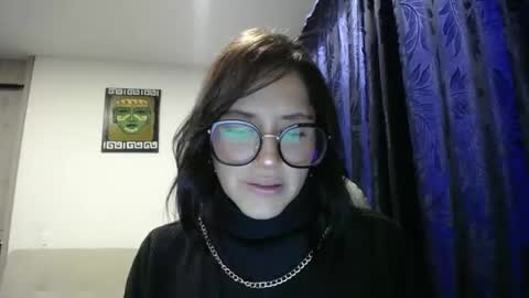 IG  dakotasofiaa online show from 03-09-25, 11:25