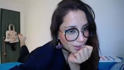 IG  dakotasofiaa online show from 03-12-26, 10:16