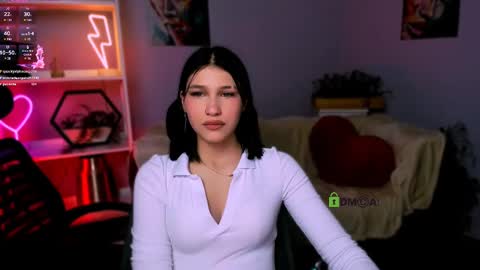 Snapshot of dakota4you chatting on 03-08-25, 02:34 Dakota online show from 03-08-25, 02:34