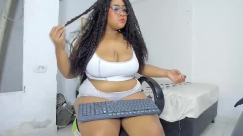 dakota__luxx online show from 09-28-25, 04:29