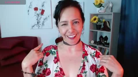 Snapshot of dakota_jobs chatting on 10-23-25, 01:16 Dakota Jobs online show from 10-23-25, 01:16