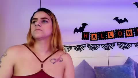 Dakota-Megan online show from 10-28-25, 02:53