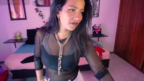 Caroliina online show from 03-09-26, 08:24