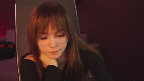 dakotaajohnnson online show from 03-05-25, 08:32