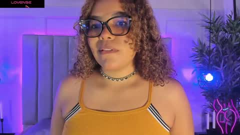 Snapshot of dakotaharrison_ chatting on 05-11-26, 12:00 Danna online show from 05-11-26, 12:00