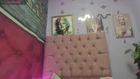 Mariana online show from 10-03-25, 07:49