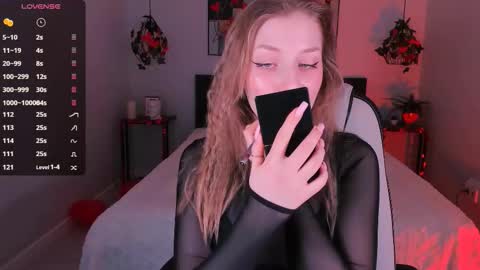 Snapshot of dakotamabs chatting on 02-14-26, 11:51 Dakota online show from 02-14-26, 11:51