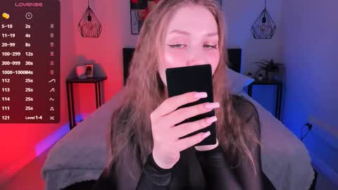 Snapshot of dakotamabs chatting on 02-25-26, 11:31 Dakota online show from 02-25-26, 11:31