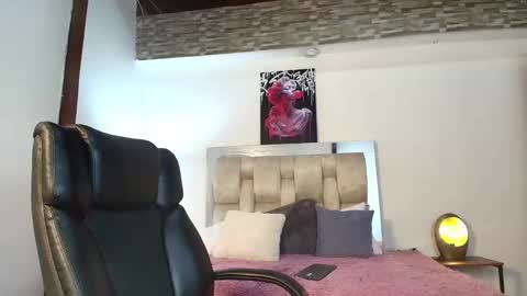 dakotarobbins_ online show from 01-20-25, 07:25