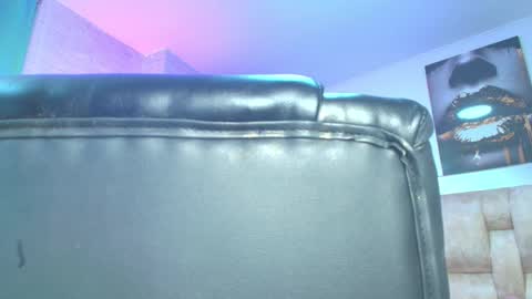 dakotarobbins_ online show from 10-03-25, 09:23