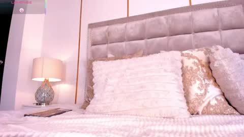    online show from 05-09-26, 04:28