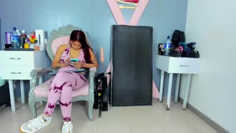  dakotha      online show from 03-08-25, 01:14