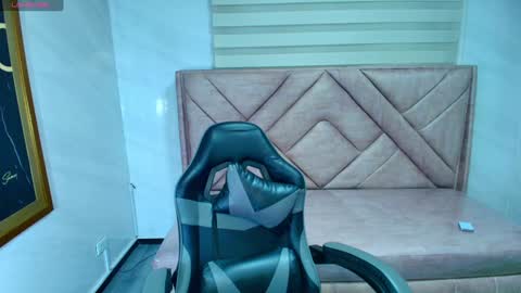 Dakotha  online show from 01-26-25, 03:06