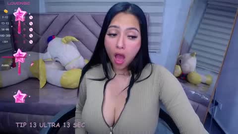 Dakotha  online show from 03-11-25, 07:04