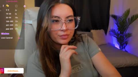 dakottaa__ online show from 02-07-26, 12:36