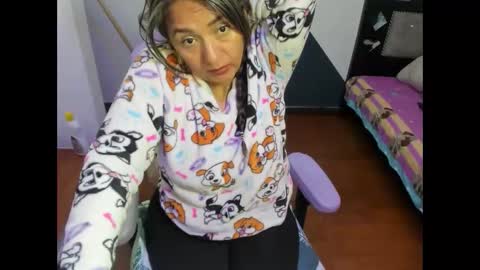 daleska_delicious1 online show from 10-15-25, 01:50