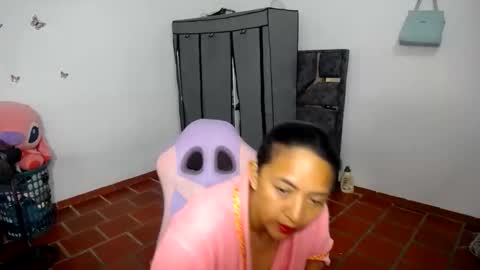 daleska_delicious1 online show from 05-10-26, 03:01