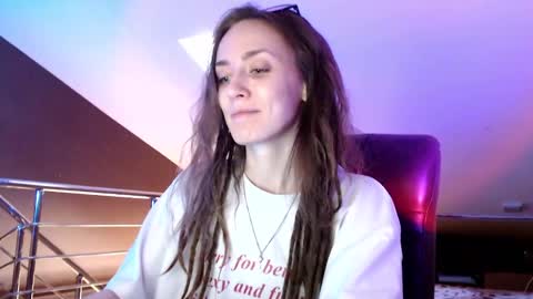 Dalia  online show from 01-19-25, 10:39
