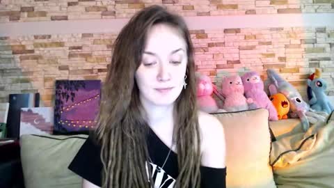 Snapshot of dalia_peach chatting on 10-08-25, 08:12 Dalia online show from 10-08-25, 08:12